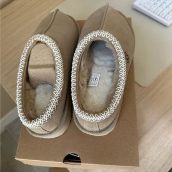 UGG Women's Tasman Slippers Mustard Seed - Picture 3 of 7